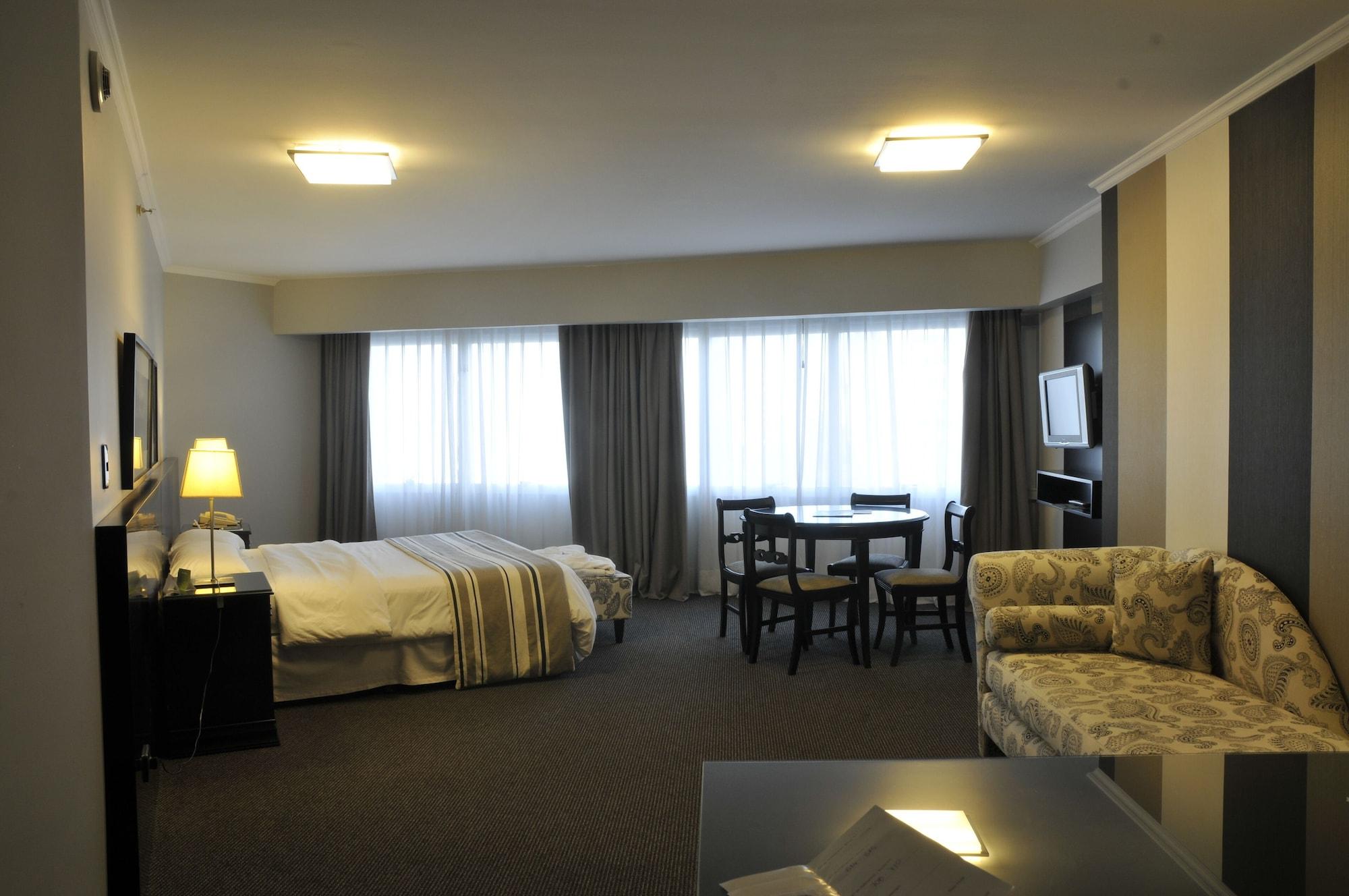 Plaza Real Suites Hotel Росаріо Екстер'єр фото